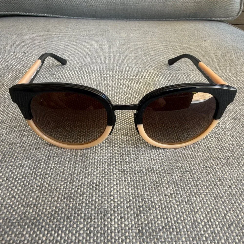 NWOT Tory Burch Panama Sunglasses Black Cream - Picture 2 of 12